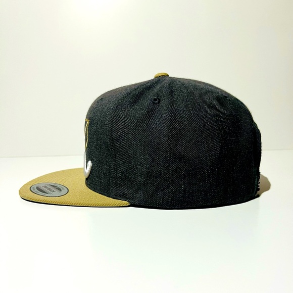 In SnapBack - Picture 2 of 3